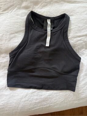Lululemon black cropped top size 6